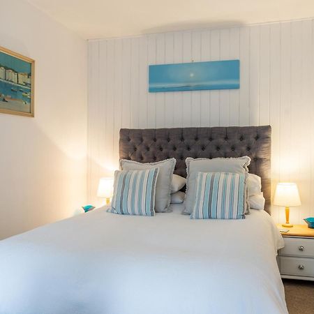 Cute 1 Bed Apartment 2 Mins From The Sea - Sleeps 4, Flat 8 The Gables, Church Street, Lyme Regis Exteriér fotografie
